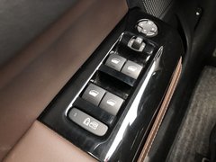 2017款 改款 380THP 旗舰型