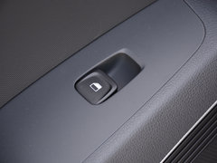 2018款 2.0L 自动两驱智勇·畅联版