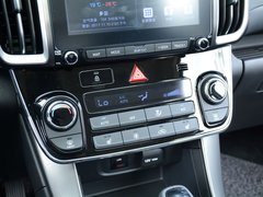 2018款 2.0L 自动四驱智勇·旗舰版
