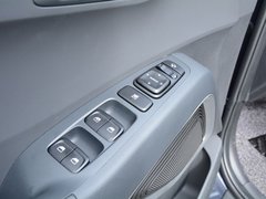 2018款 2.0L 自动四驱智勇·旗舰版