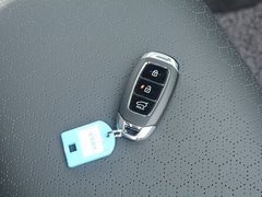 2018款 2.0L 自动四驱智勇·旗舰版