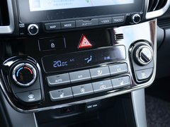 2018款 2.0L 自动四驱智勇·旗舰版