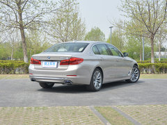 2018款 530Le 豪华套装