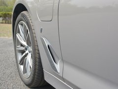 2018款 530Le 豪华套装
