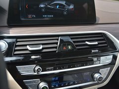 2018款 530Le 豪华套装