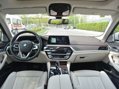 2018款 530Le 豪华套装