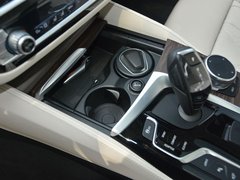 2018款 530Le 豪华套装