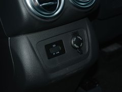 2018款 运动版 1.5T 自动旗舰型 5座