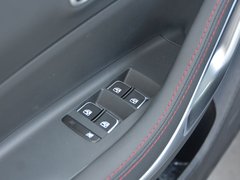 2018款 运动版 1.5T 自动旗舰型 5座