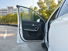 2018款 运动版 1.5T 自动旗舰型 5座