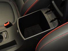 2018款 1.6T 双离合致尚版