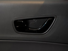 2018款 1.6T 双离合致尚版