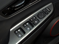 2018款 1.6T 双离合致尚版