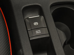 2018款 1.6T 双离合致尚版
