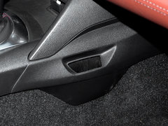 2018款 2.0L RF 铂钢灰
