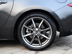 2018款 2.0L RF 铂钢灰