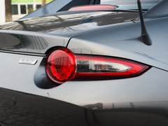 2018款 2.0L RF 铂钢灰