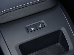 2018款 T8 E驱混动 智雅运动版
