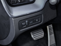 2018款 T8 E驱混动 智雅运动版