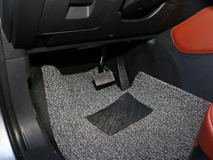 2018款 1.5T 自动纪念型