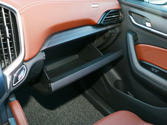 2018款 1.5T 自动纪念型