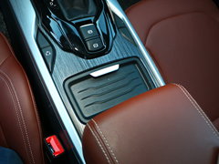 2018款 1.5T 自动纪念型