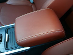 2018款 1.5T 自动纪念型