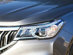 2018款 1.5T 自动纪念型