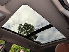 2018款 1.5T 自动纪念型