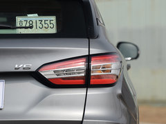 2018款 1.5T 自动纪念型