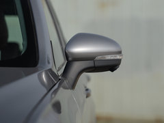 2018款 1.5T 自动纪念型