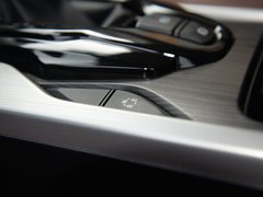 2018款 1.5T 自动纪念型
