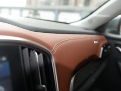 2018款 1.5T 自动纪念型