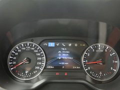 2018款 1.5T 自动纪念型