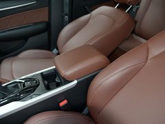 2018款 1.5T 自动纪念型