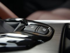 2018款 1.5T 自动纪念型
