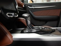 2018款 1.5T 自动纪念型