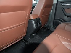 2018款 1.5T 自动纪念型