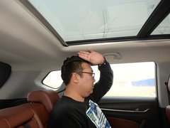 2018款 1.5T 自动纪念型