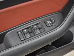 2018款 1.5T 自动旗舰型