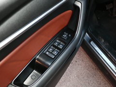 2018款 1.5T 自动旗舰型