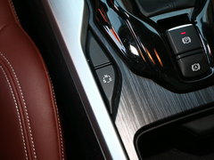 2018款 1.5T 自动旗舰型