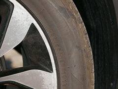 2018款 1.5T 自动旗舰型