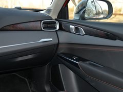 2017款 2.0T 四驱劲Pro版