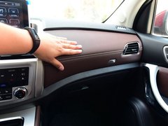 2017款 1.5T 自动旗舰型