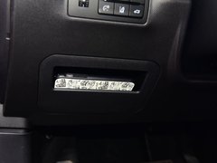 2017款 1.5T 自动旗舰型