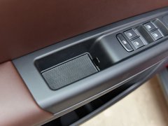2017款 1.5T 自动旗舰型