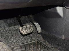 2017款 1.5T 自动旗舰型