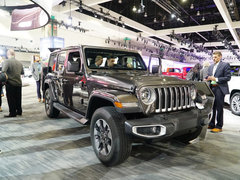 2018款 2.0T Sahara 四门版