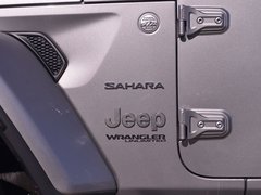 2018款 2.0T Sahara 四门版